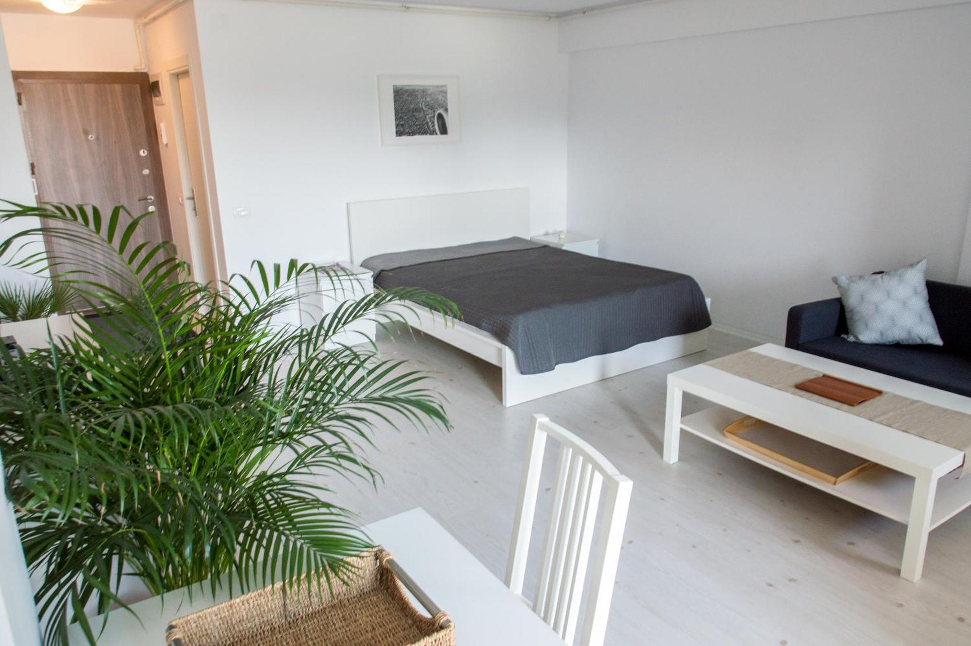 Airport Residence - 5 Mins From Airport Otopeni Kültér fotó